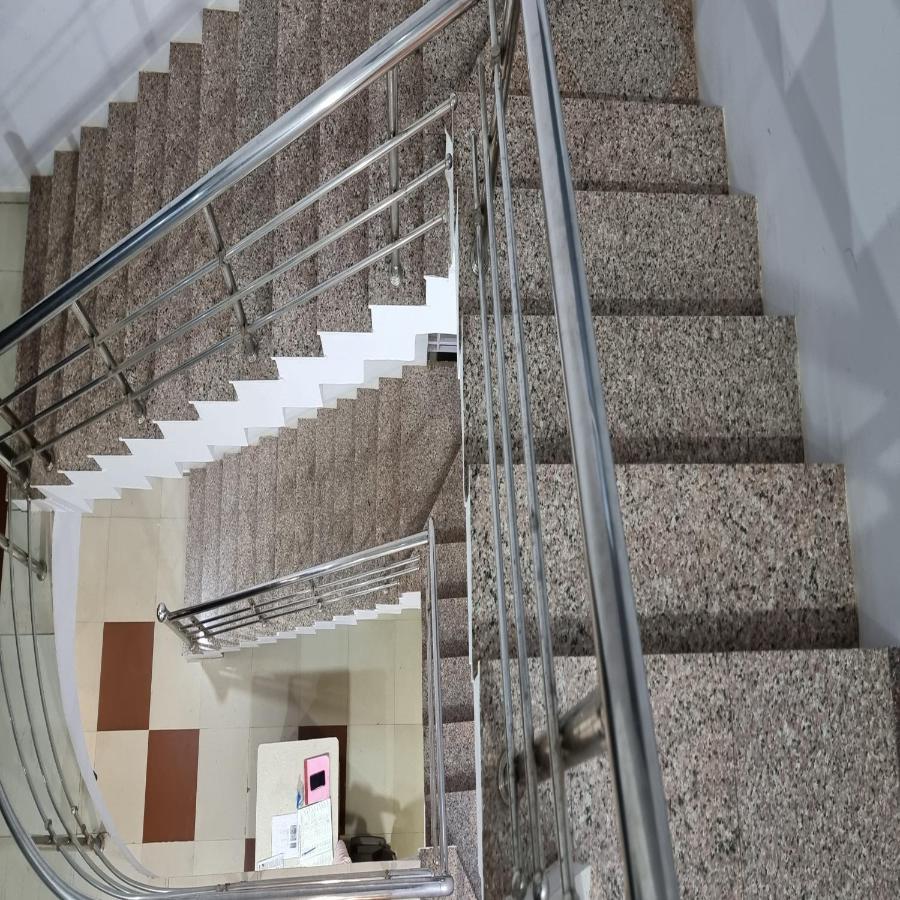 Shivani Inn Hotel & Banquet Seoni  Экстерьер фото