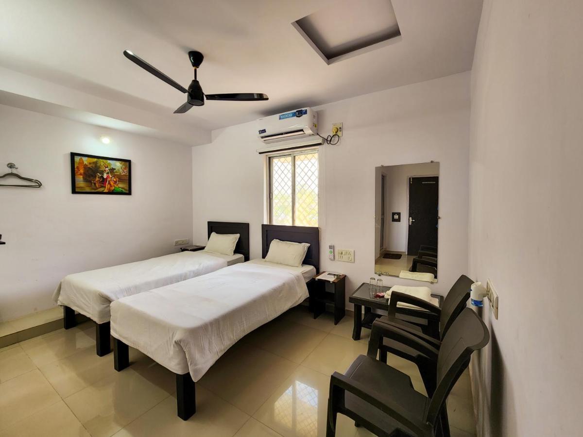 Shivani Inn Hotel & Banquet Seoni  Экстерьер фото