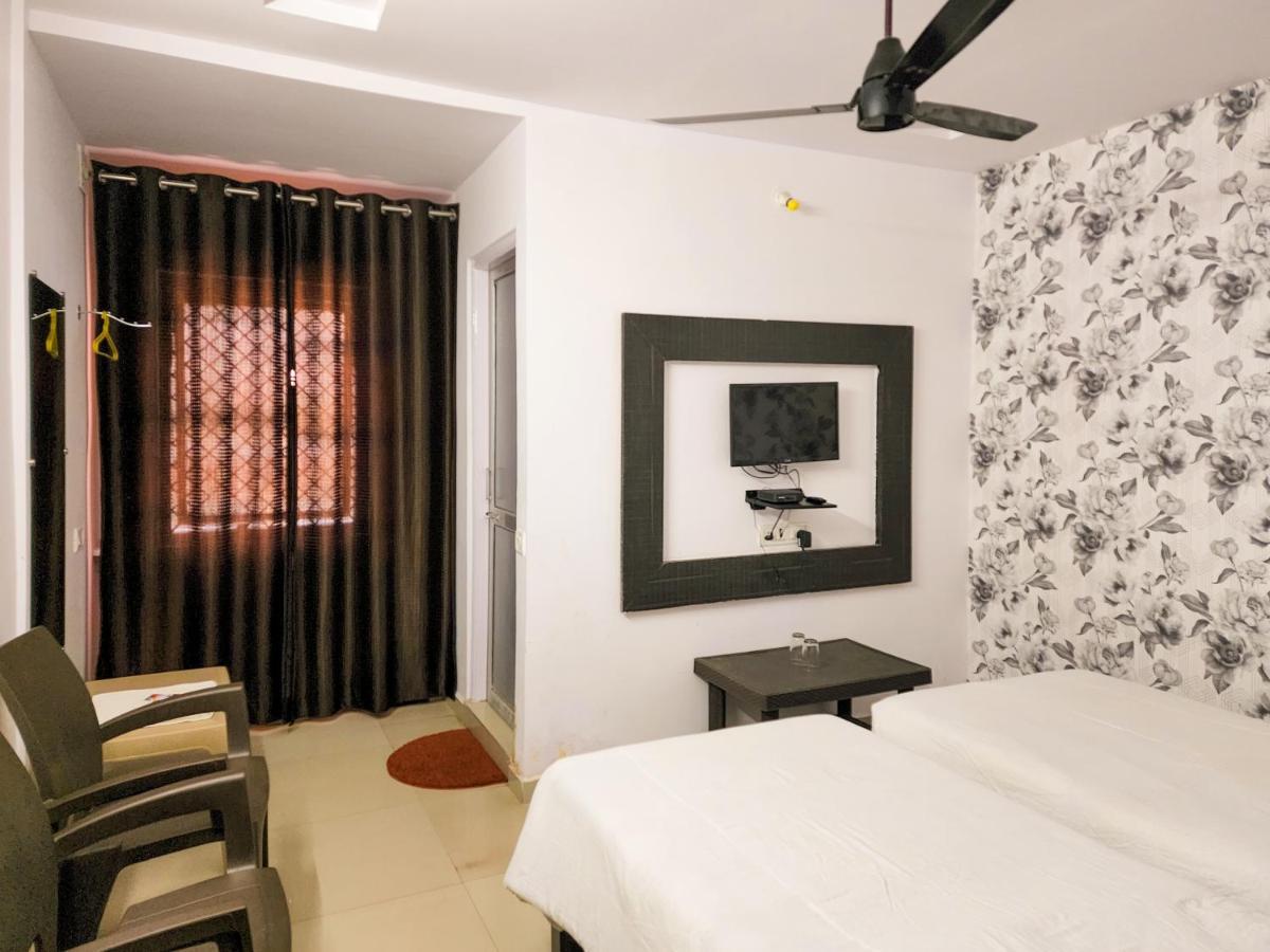 Shivani Inn Hotel & Banquet Seoni  Экстерьер фото